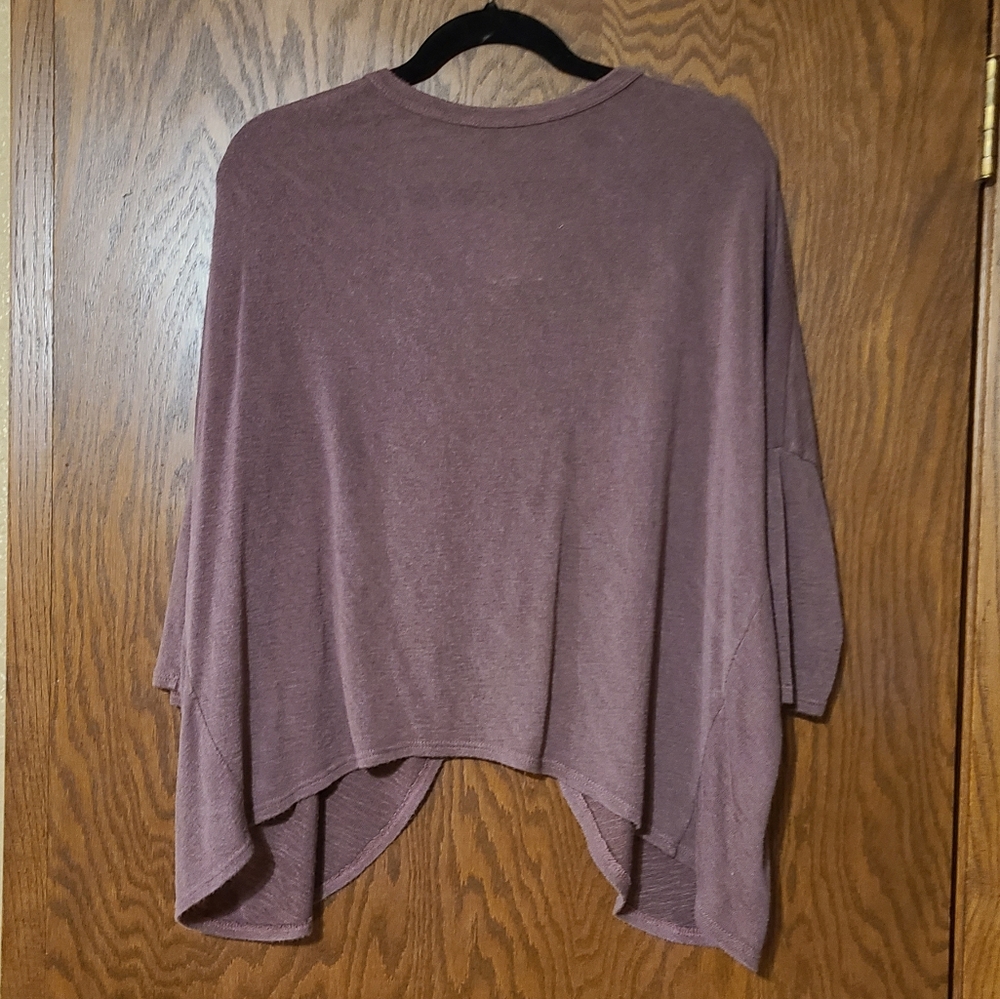 3/4 Sleeve Top W/ Open Back